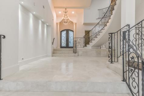 15 W Shady Lane B Houston TX 77063