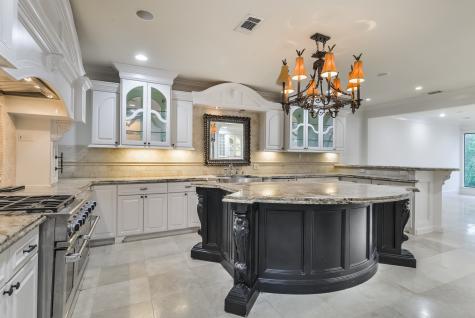 15 W Shady Lane B Houston TX 77063