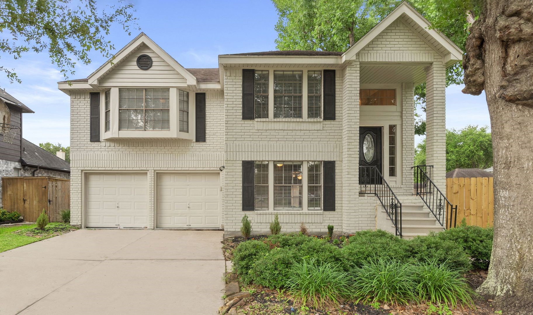 1301 James Street Pearland TX 77581