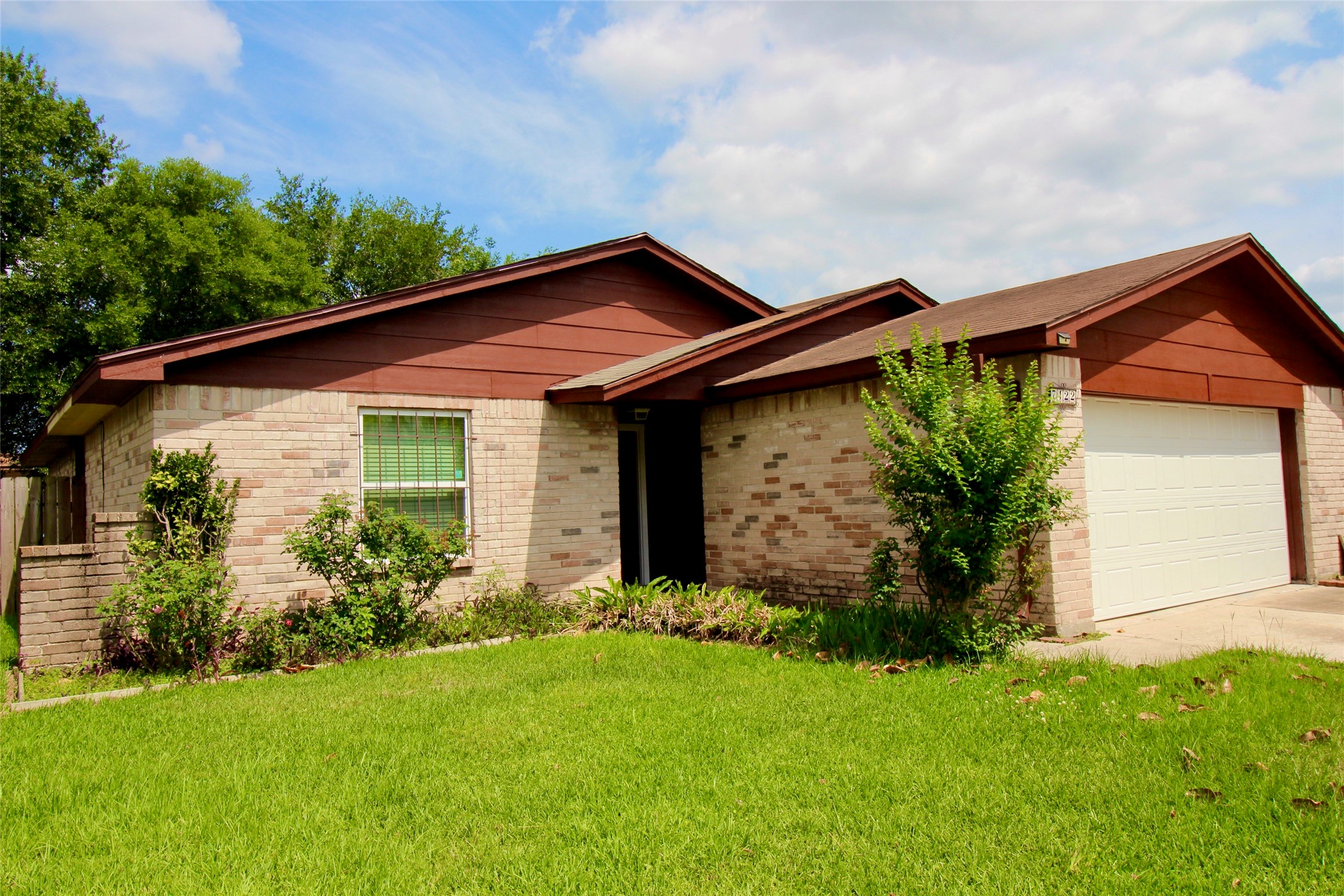 7422 Cornwall Bridge Lane Houston TX 77041