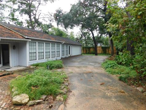 725 W 42nd Street Houston TX 77018