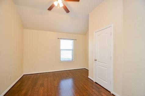 2827 Lockeridge Pines Drive Spring TX 77386