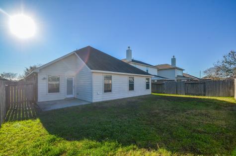 2827 Lockeridge Pines Drive Spring TX 77386