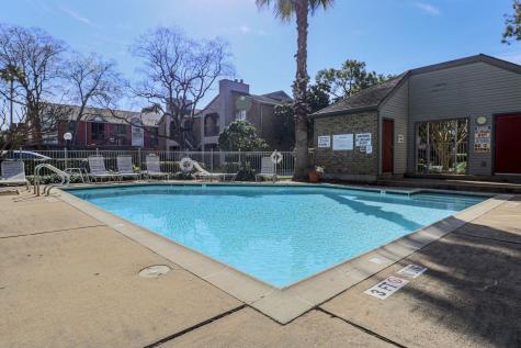 2025 Augusta Drive 1005 Houston TX 77057