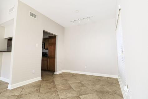 2025 Augusta Drive 1005 Houston TX 77057