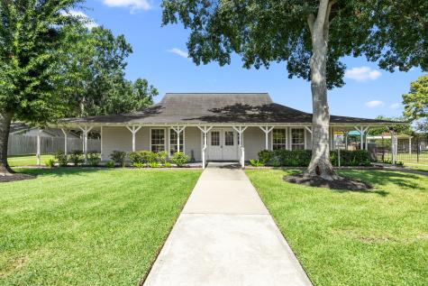 10231 Gulfstream Lane Sugar Land TX 77498