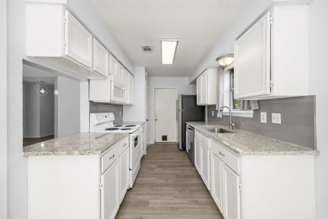 10231 Gulfstream Lane Sugar Land TX 77498