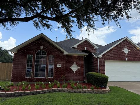 2310 Megellan Point Lane Pearland TX 77584