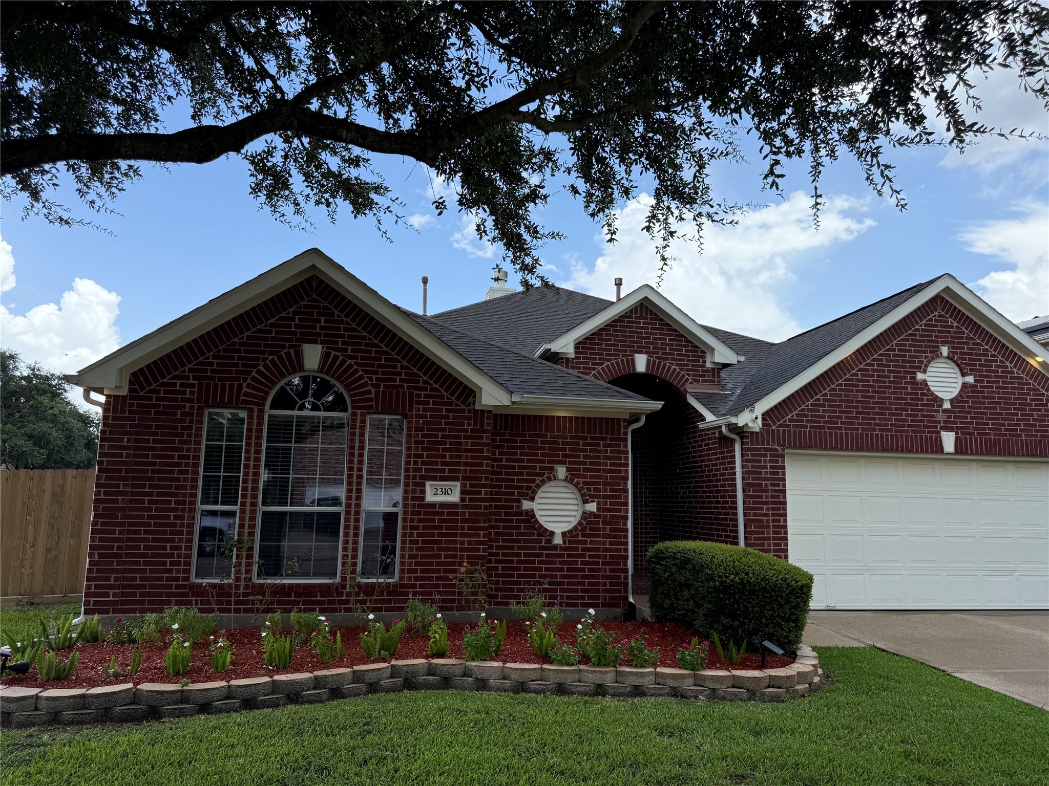 2310 Megellan Point Lane Pearland TX 77584