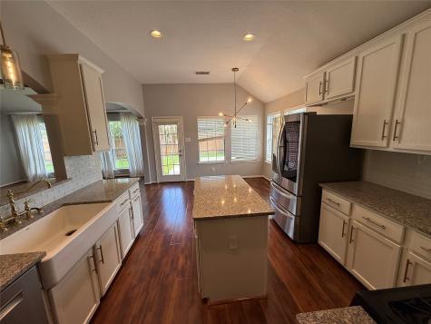 2310 Megellan Point Lane Pearland TX 77584