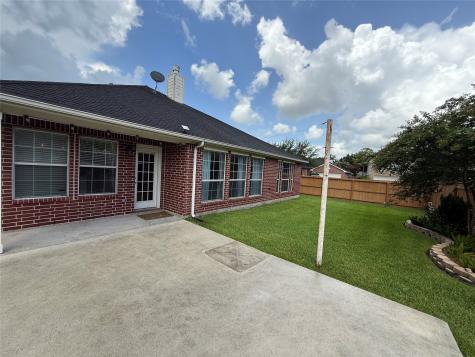 2310 Megellan Point Lane Pearland TX 77584