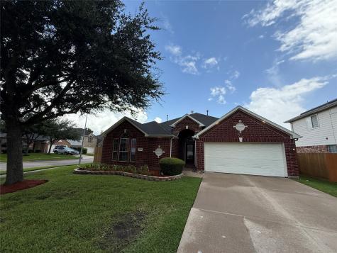 2310 Megellan Point Lane Pearland TX 77584