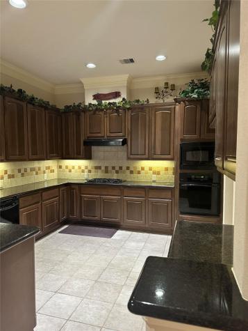 2910 Royal Oaks Green Houston TX 77082