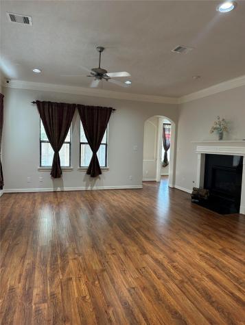 2910 Royal Oaks Green Houston TX 77082