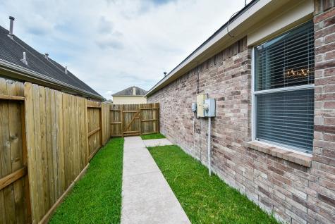 2018 Makenna Lane Houston TX 77049