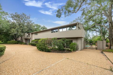 626 Rocky River Road Houston TX 77056