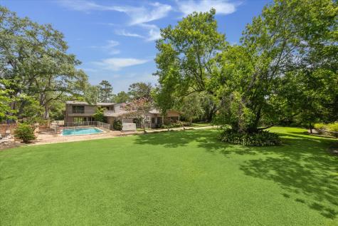 626 Rocky River Road Houston TX 77056