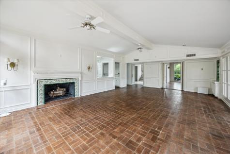 626 Rocky River Road Houston TX 77056