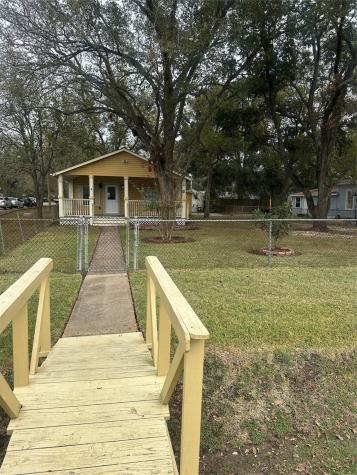 312 Railroad Avenue League City TX 77573
