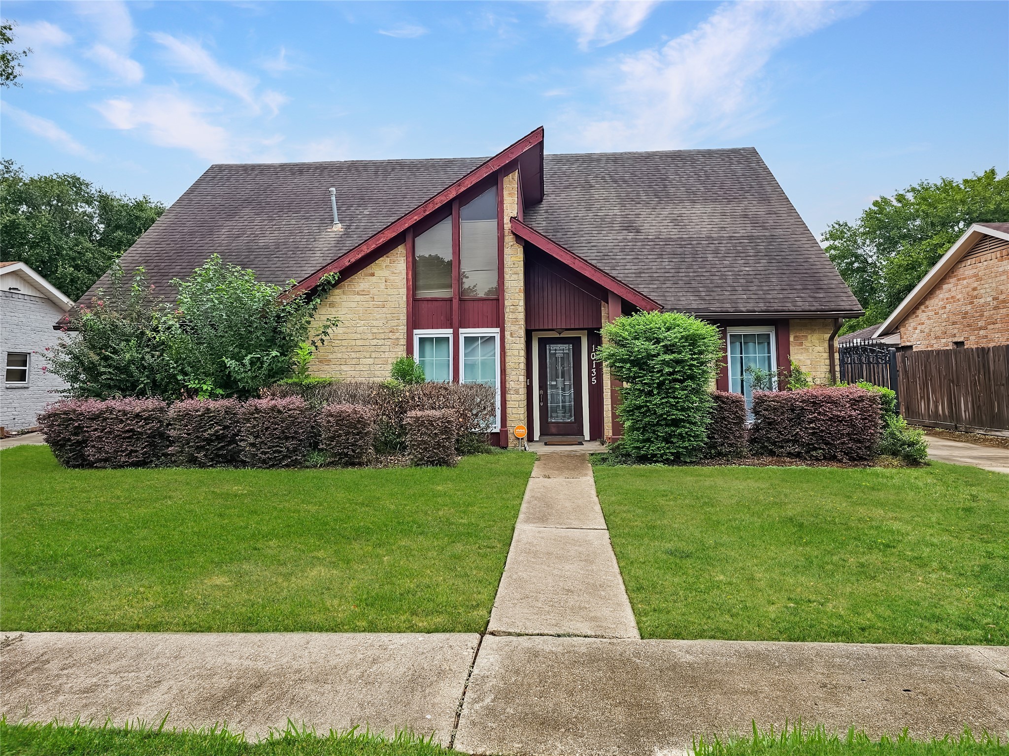 10135 Sagegate Drive Houston TX 77089