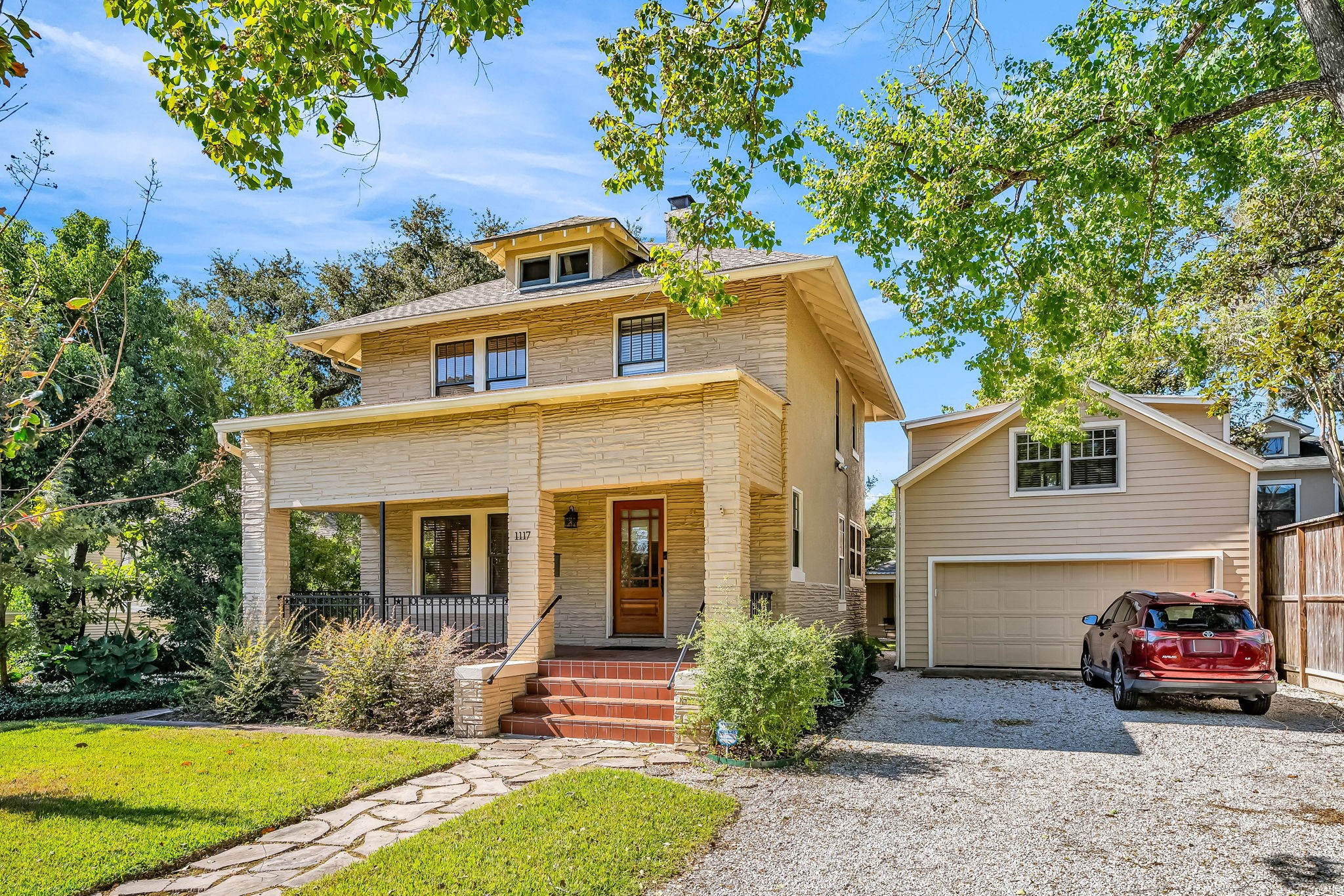 1117 Harvard Street Houston TX 77008