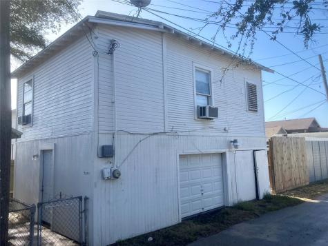 4908 Avenue Q 1/2 Galveston TX 77551