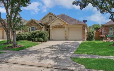 13312 Highland Lake Lane Pearland TX 77584