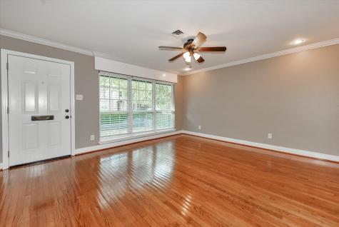 5310 Pagewood Lane Houston TX 77056