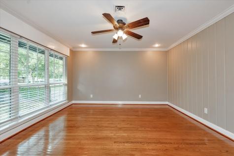 5310 Pagewood Lane Houston TX 77056