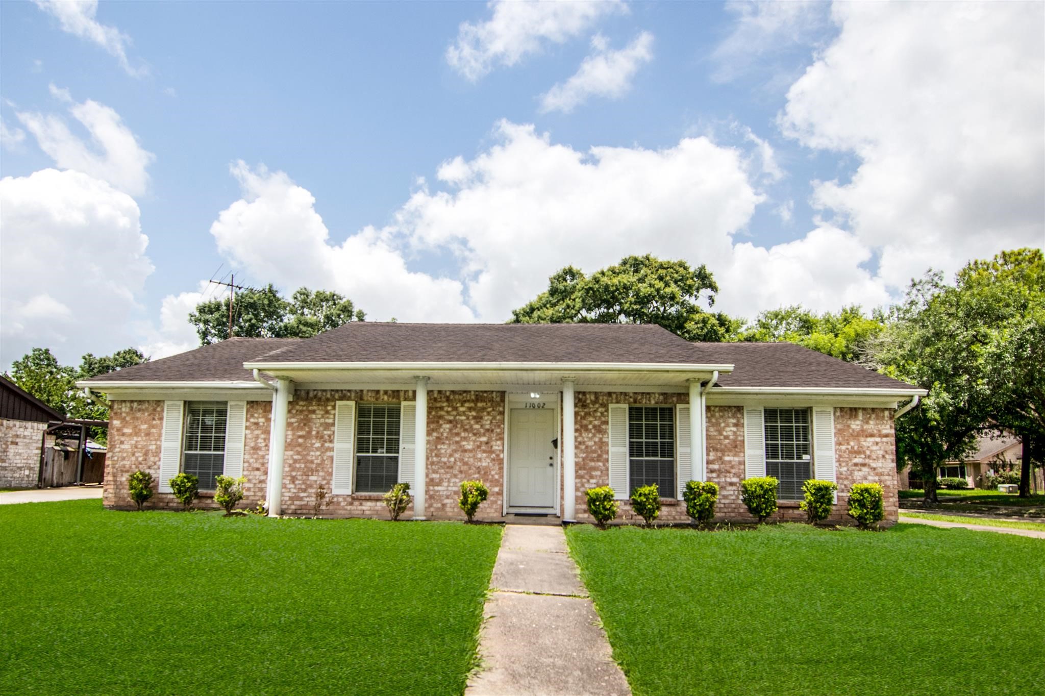 11002 Sagetrail Drive Houston TX 77089