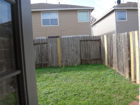 6043 Yorkglen Manor Lane Houston TX 77084