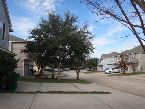 6043 Yorkglen Manor Lane Houston TX 77084