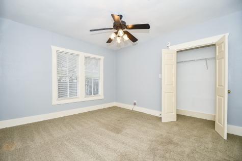 1017 W Cavalcade Street Houston TX 77009