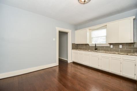1017 W Cavalcade Street Houston TX 77009