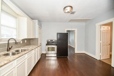 1017 W Cavalcade Street Houston TX 77009