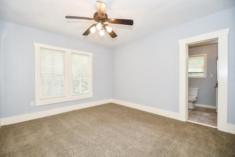 1017 W Cavalcade Street Houston TX 77009