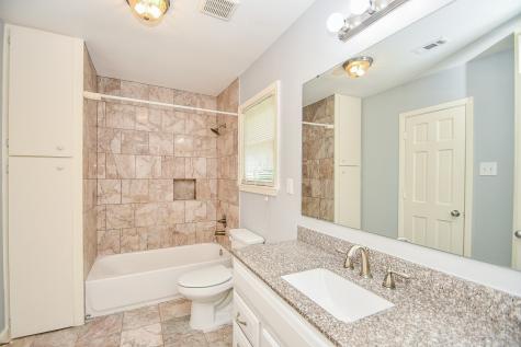 1017 W Cavalcade Street Houston TX 77009