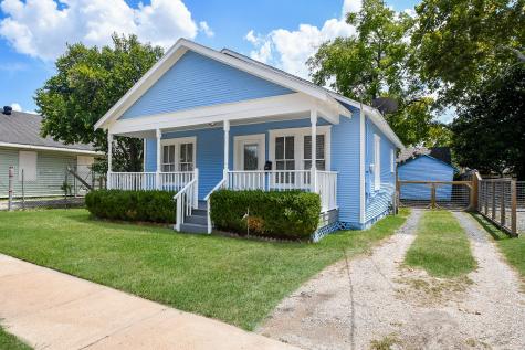 1017 W Cavalcade Street Houston TX 77009
