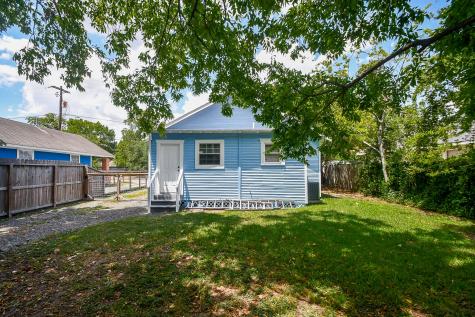1017 W Cavalcade Street Houston TX 77009