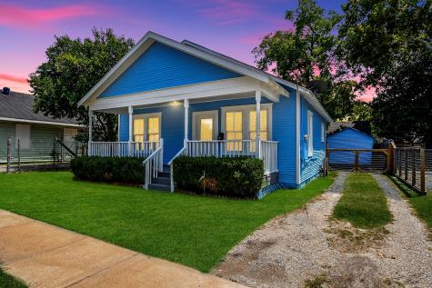 1017 W Cavalcade Street Houston TX 77009