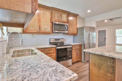 5817 Avenue F Santa Fe TX 77510