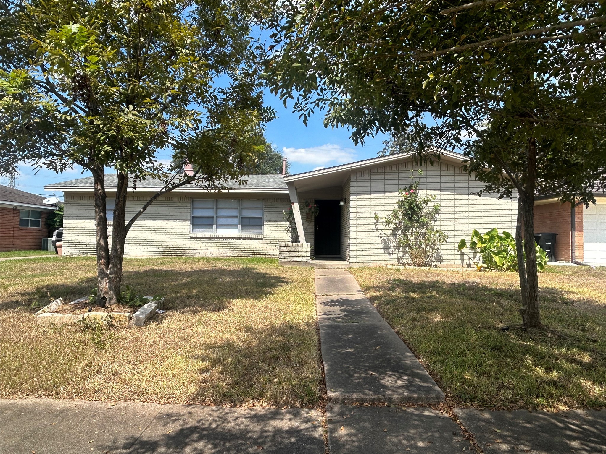 7927 Glenbrae Street Houston TX 77061