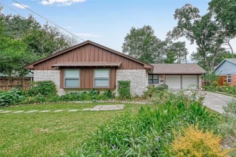 1903 Manila Lane Houston TX 77043
