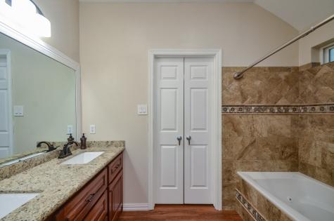 18338 Campbellford Drive Tomball TX 77377
