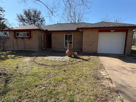 610 Stoneledge Drive Friendswood TX 77546
