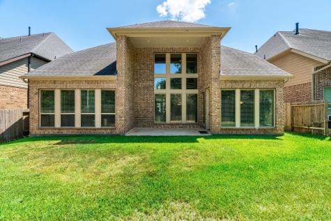 138 Meadow Run Drive Conroe TX 77384