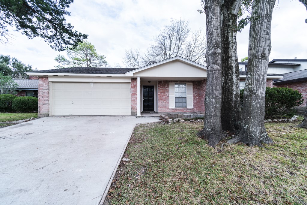 10527 Towne Square Road Sugar Land TX 77498