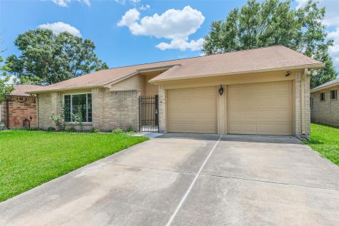 16710 Sheet Bend Way Friendswood TX 77546