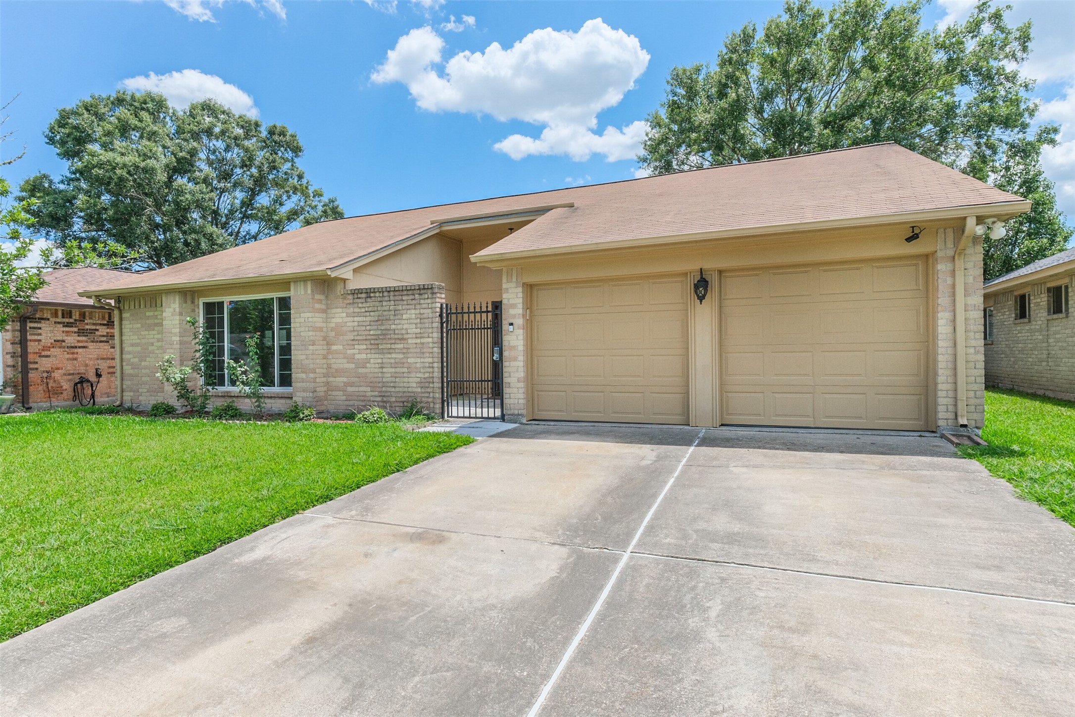 16710 Sheet Bend Way Friendswood TX 77546