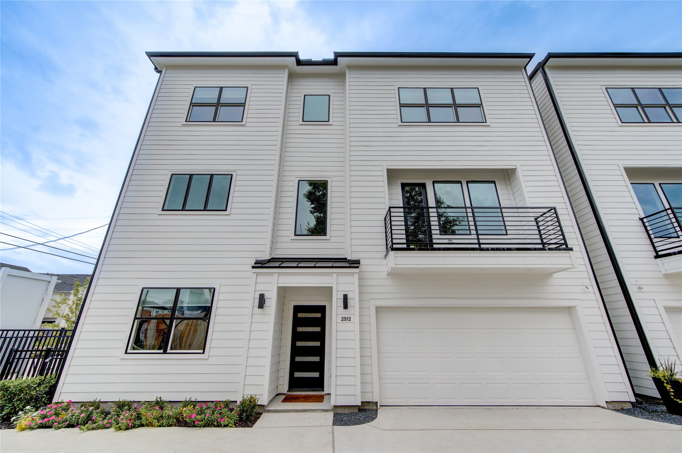 2512 Gray Street Houston TX 77003